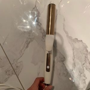 Kristen was 1 1/4 curling iron